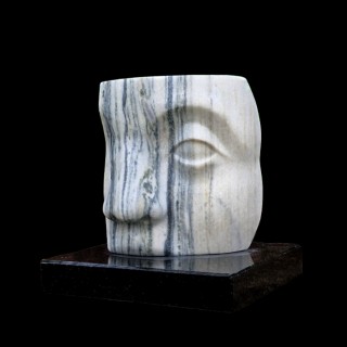 Spojrzenie - sprzedana